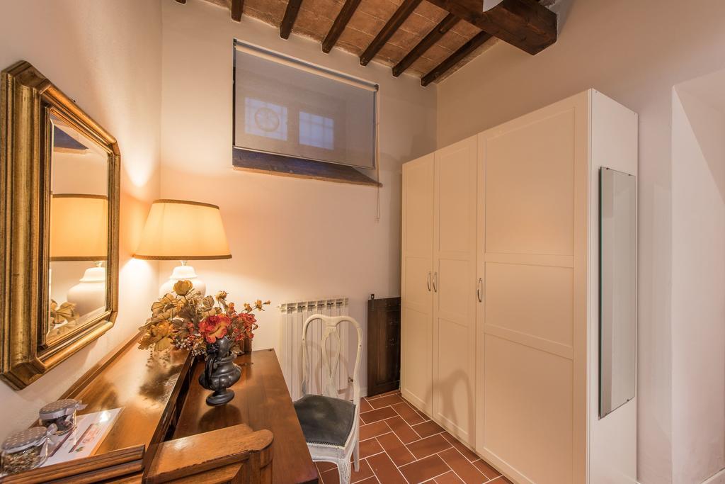 Vermaaten Boutique Suites Emerald Todi Exterior foto